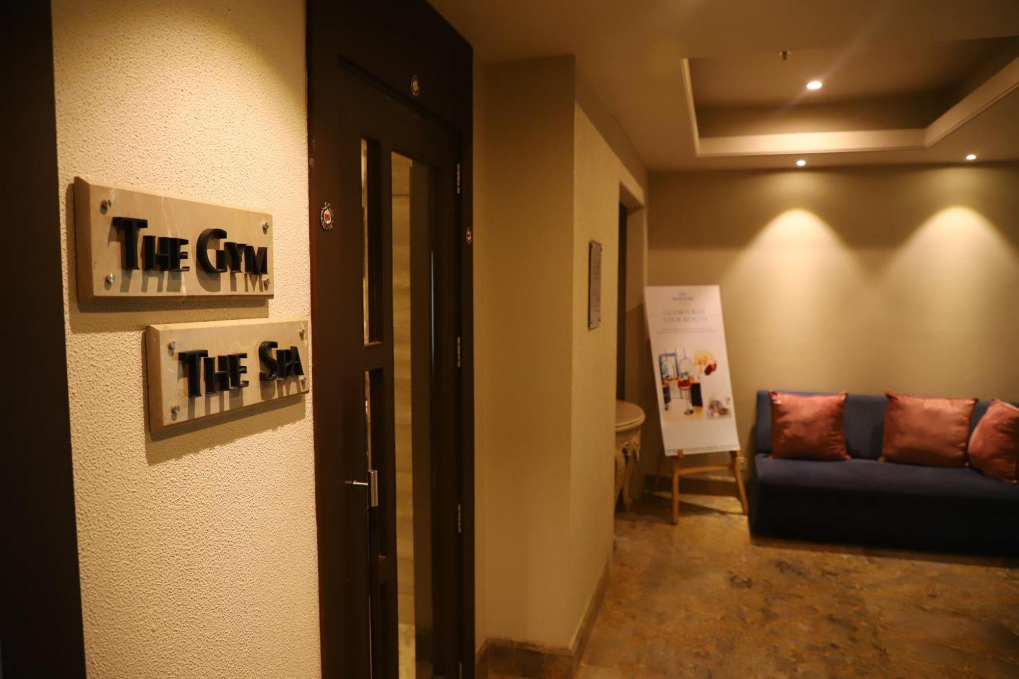 Efcee Sarovar Premiere Bhavnagar Zewnętrze zdjęcie